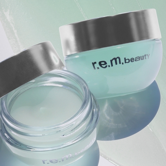 r.e.m. Beauty Lot Under Eye balm & Gel Eyeliner &  Volumizing Mascara Rem - New - Picture 14 of 14